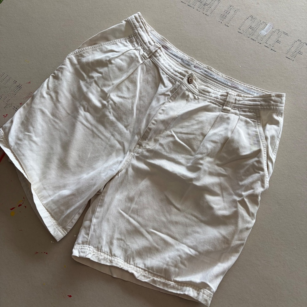 Vintage Tommy Bahama Pleated Chino Shorts